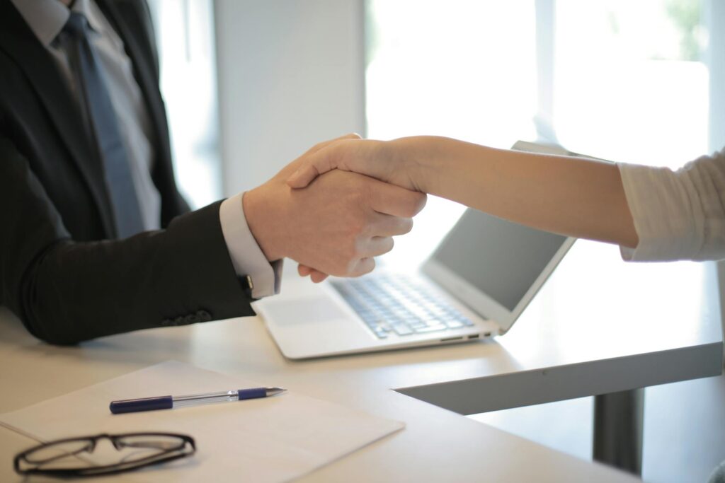 Firm handshake from Free Formation Services and Registered Agent